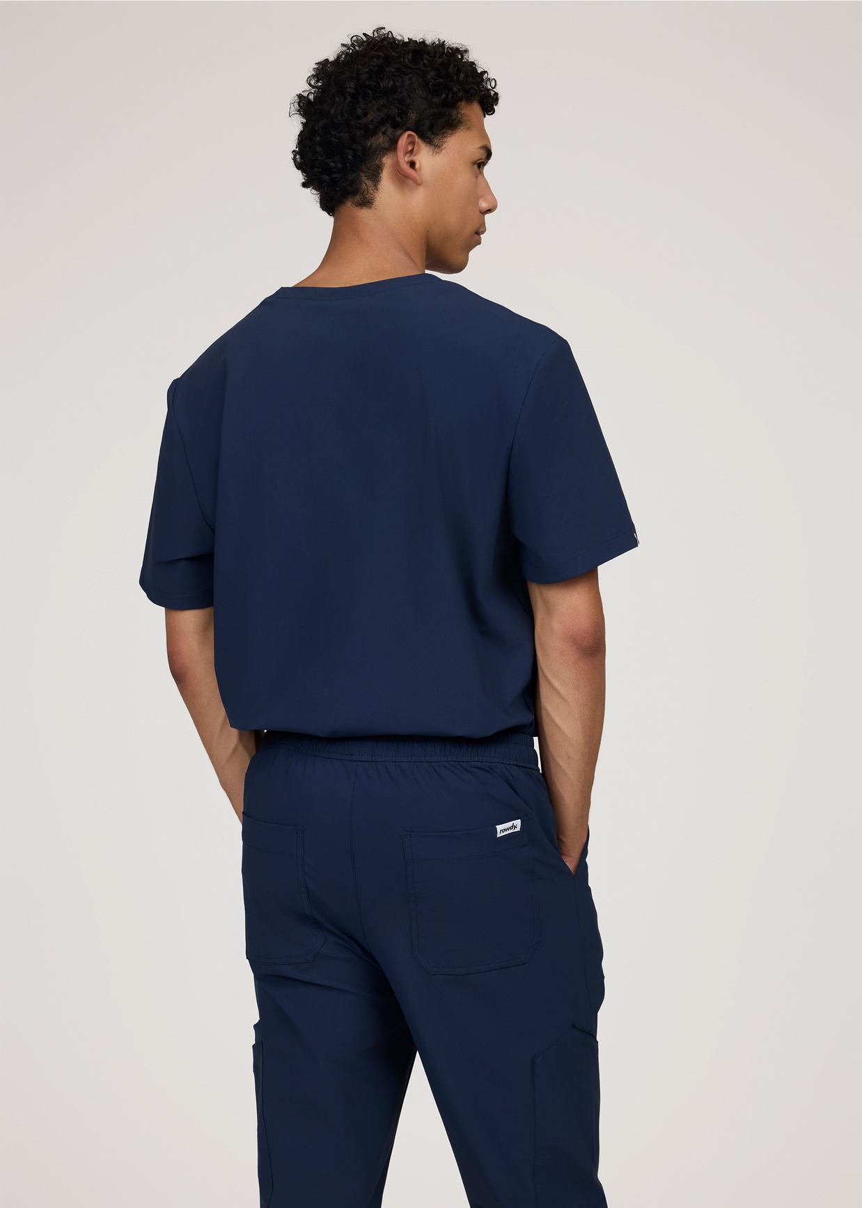 Men's Pivot Scrub Top