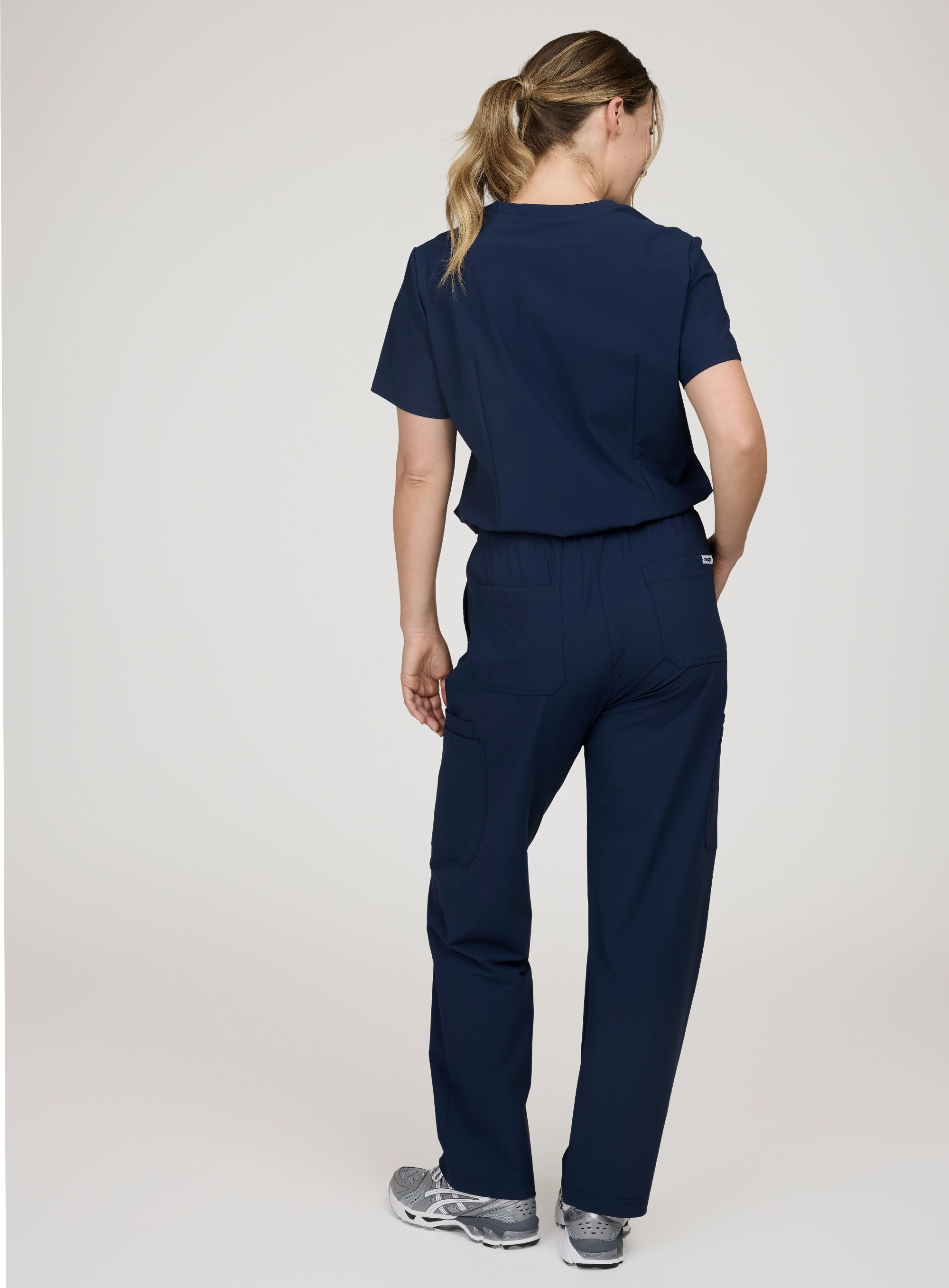 Women's Poise Scrub Top
